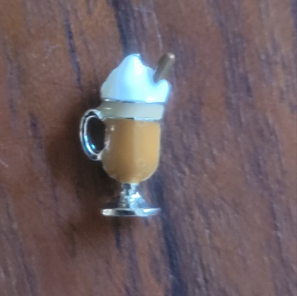 EUC Origami Owl Latte Charm